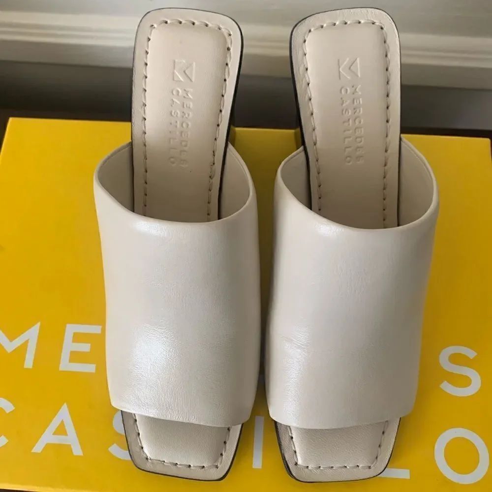 Mercedes Castillo Women’s Top Grain Leather Upper& Lining Wedge Ivory Sandal 6,5 — image 8 of 8